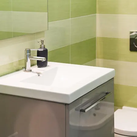 A I R Luxury House *